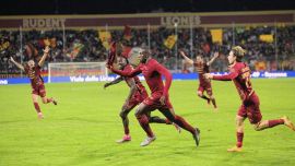 Okaka come Benjamin Button e il Ravenna sogna. Frenano Salernitana e Benevento, la Torres esonera Pazienza