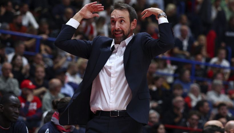 L'Olimpia di Poeta parte col turbo: Milano domina in casa del Maccabi e il coach dedica la vittoria a Messina