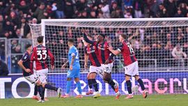 Bologna-Napoli 2-0 pagelle: lezione di Italiano a Conte, Dallinga e Lucumi decisivi. Hojlund furioso, resta il mal di gol