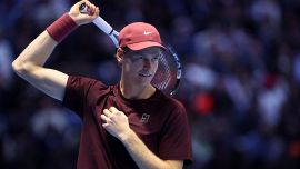 Sinner, la profezia di Medvedev: 'Ci riuscirà, ne sono certo'. E spiega: 'Solo lui e Alcaraz possono battermi'