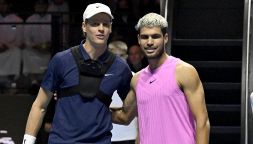 Paradosso Sinner: alle ATP Finals il numero 1 sarà Alcaraz. E Luis Enrique rivela: "Il PSG si ispira a loro"
