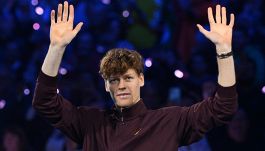 Sinner l'italiano più vero: i critici per il no alla Davis sono spariti di colpo. E Alcaraz ora è a pezzi