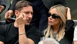 Totti e Noemi Bocchi rischiano il processo per abbandono di minore, Ilary Blasi non cede: punti oscuri e i dubbi sulla tata