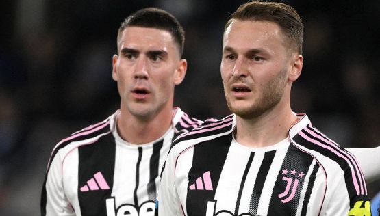 Juventus solo pari con lo Sporting: Capello rimprovera Vlahovic in tv, Boban se la prende con Koopmeiners