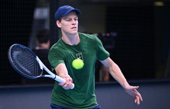 Sinner-Auger Aliassime, orario e dove vedere in tv in chiaro e streaming l’esordio di Jannik alle ATP Finals