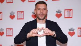 Da Podolski a Bacca, tante star giocano ancora e forse non lo sapete
