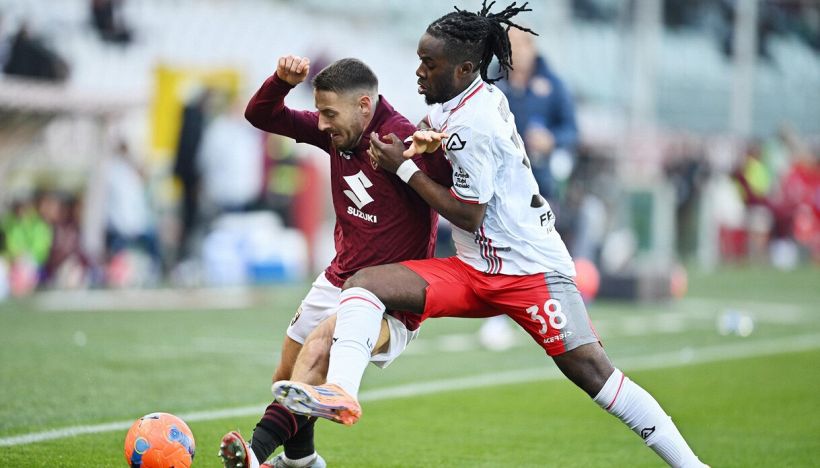 Torino-Cremonese, moviola: la prodezza di Adams col chewing gum, il mani di Simeone al 99'