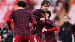 Liverpool, Chiesa flop: Slot lo boccia dopo un'ora contro i Wolves, nuova bufera nel match ricordo di Diogo Jota