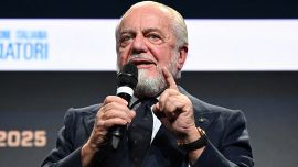 Napoli, De Laurentiis punge Inter e Spalletti, consola Conte e loda Mourinho: ma lo sfottò a Pardo è crudele