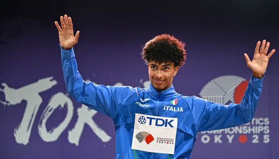 Furlani deve arrendersi a Duplantis: Mondo vince il premio di atleta dell'anno nella categoria "salti e lanci"