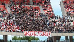 Bari: tutti in piazza contro De Laurentiis, Avellino pari con giallo finale, Monza fermato in casa, Donadoni vince