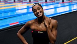 Europei, Curtis più forte del raffreddore: oro, argento, bronzo e “quasi” record. Poi litiga: “Vuoi gareggiare tu con la febbre?”