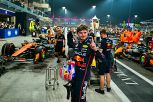Gp Abu Dhabi: Verstappen pole e pressione su Norris 2°, Piastri 3°. Leclerc è 5°, Hamilton incubo fino alla fine