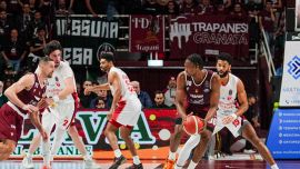 Trapani Shark, il club di Antonini minaccia il campionato: la replica della FIP. E con Varese volano calci negli spogliatoi