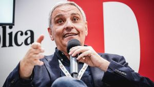 Napoli-Juventus, De Giovanni: "Fischi a Spalletti sì ma vi dico io quando, chiedo un miracolo a Conte" ESCLUSIVA