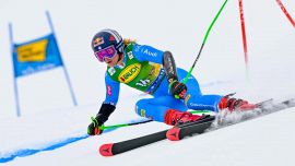 Goggia snobbata dalla RAI, l’assenza di Brignone pesa: oscurata la seconda manche del gigante. L’Italia domina in Coppa Europa