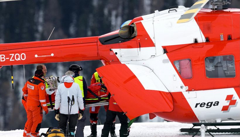 Terribile incidente per Michelle Gisin a St. Moritz, necessario l’elicottero di soccorso: De Aliprandini in ansia