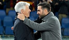 Roma, Gasperini rivendica il no alla Juventus e demolisce la retorica su Fabregas: “Gioca a calcetto”  