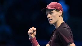 Sinner riempie il calendario, sfiderà Alcaraz e Kyrgios in un’esibizione milionaria prima dell’Australian Open