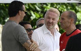 Milan, Kostic del Partizan Belgrado è l'obiettivo: ha lo stesso agente di Vlahovic, come cambierebbe l'attacco. E scoppia la polemica su Tare