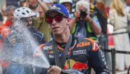 Rossi sogna in grande: "Pedro Acosta in VR46" arriva l'ammissione e Lorenzo dopo Bagnaia la spara ancora grossa