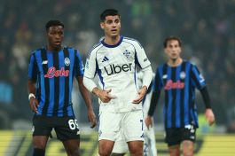 Morata, Alice "cancella" Alvaro e va in vacanza sola con i figli: il post sui social scatena il web