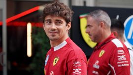 Merzario stronca Leclerc: 'Con Enzo Ferrari non avrebbe varcato i cancelli di Maranello'. Charles e la gag con Russell