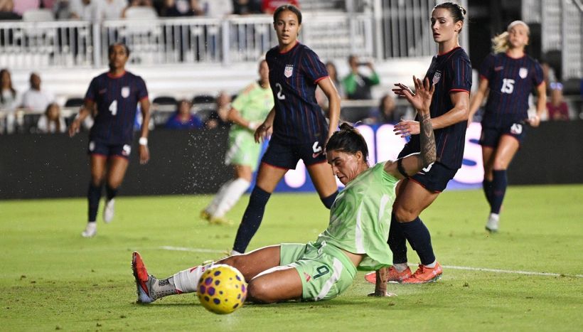 Italia Femminile, il nuovo flop con gli USA non scoraggia Soncin: il Ct delle Azzurre vede progressi