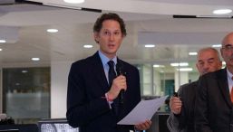 Juventus, Elkann: il messaggio alla squadra alla cena di Natale, il patto con Spalletti e la guerra a distanza con Tether