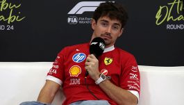 F1 Abu Dhabi, Hamilton boccia la Ferrari. Leclerc alle corde: "Al momento non abbiamo speranze"