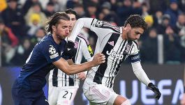 Juventus, Locatelli fischiato dallo Stadium: la maledizione dei capitani di Spalletti colpisce ancora, il tifo ha già deciso