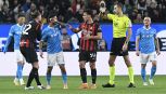 Napoli-Milan, moviola: Zufferli versione Babbo Natale, manca anche un rosso, quanti errori e quante risse
