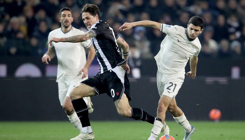 Udinese-Lazio, moviola: al 95' la decisione che fa infuriare Sarri, cosa ha visto il Var, Pellegrini ringrazia il IV uomo