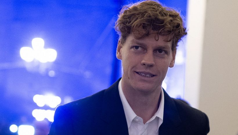 Sinner a Dubai, la preparazione per il 2026 comincia dal Billionaire con Briatore, Alonso e (forse) Laila