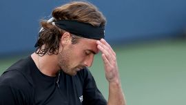 Tsitsipas, ti salva mamma: 'Può insidiare Sinner e Alcaraz'. La verità sulle rotture con Badosa e Ivanisevic
