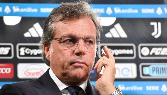Juve, Giuntoli all'attacco: "Su certi giocatori non sbagliavo e ho riordinato i conti". Zazzaroni fa i nomi