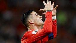 Anche Ronaldo piange, Al Nassr ko dopo gara tra errori, pali, schiaffi e rossi. Follia Joao Felix