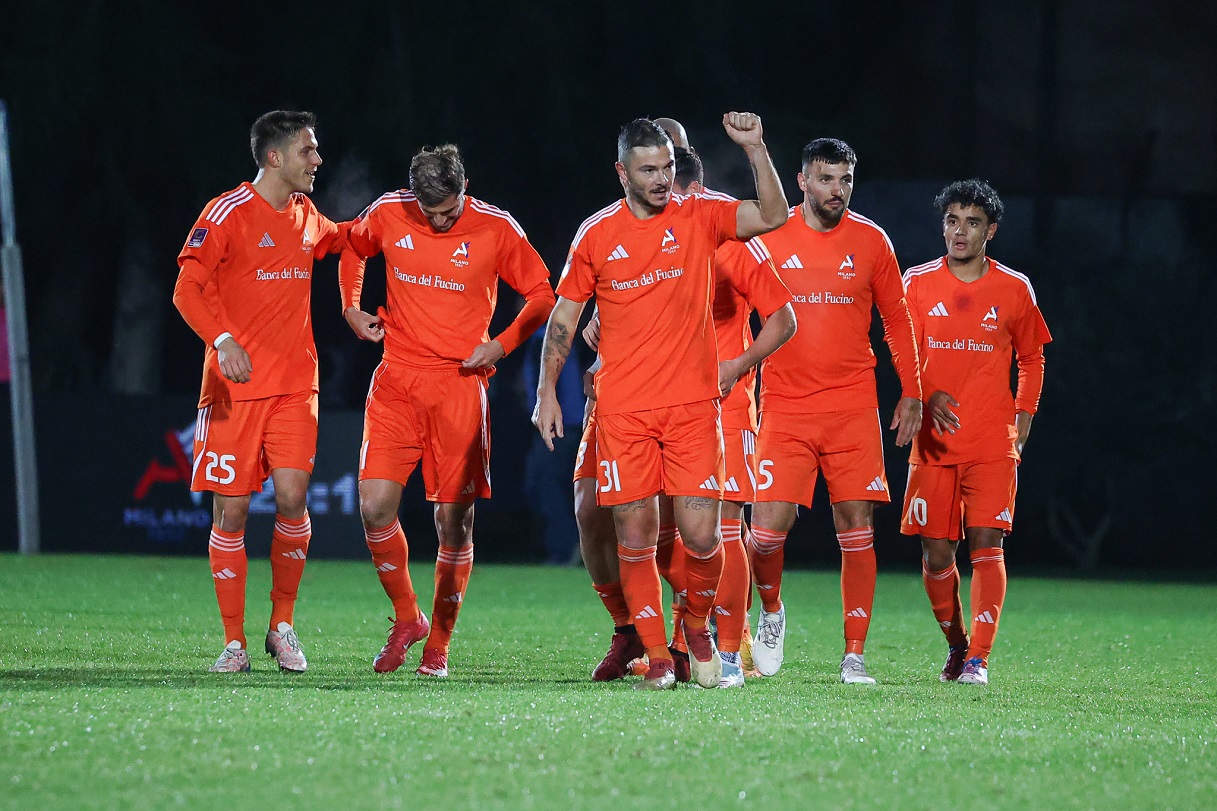 Alcione esutanza (LPS)