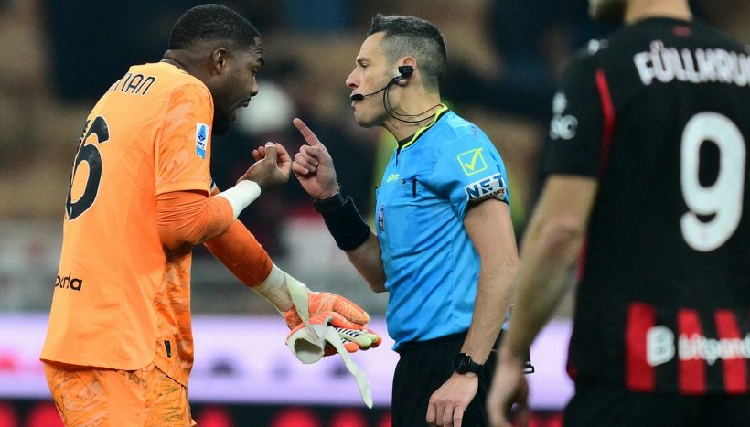 Milan-Genoa, ancora veleni sull'arbitro: Mariani nella bufera non solo per il rigore al 95', web in tilt