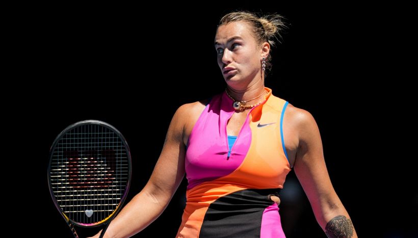 Sabalenka incalza Tennis Australia: "Non si può giocare a Melbourne senza un tetto, il caldo ci opprime"