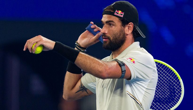 Allarme Berrettini: si ritira dall'esibizione con Cobolli e De Minaur promette battaglia. Come sta Matteo