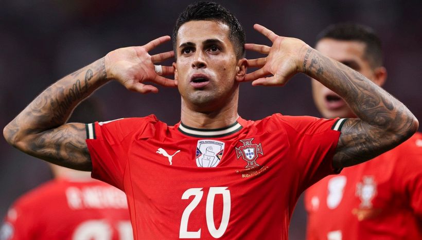 Cancelo snobba l'Inter e va al Barcellona: i dettagli dell'accordo, tifosi nerazzurri furiosi