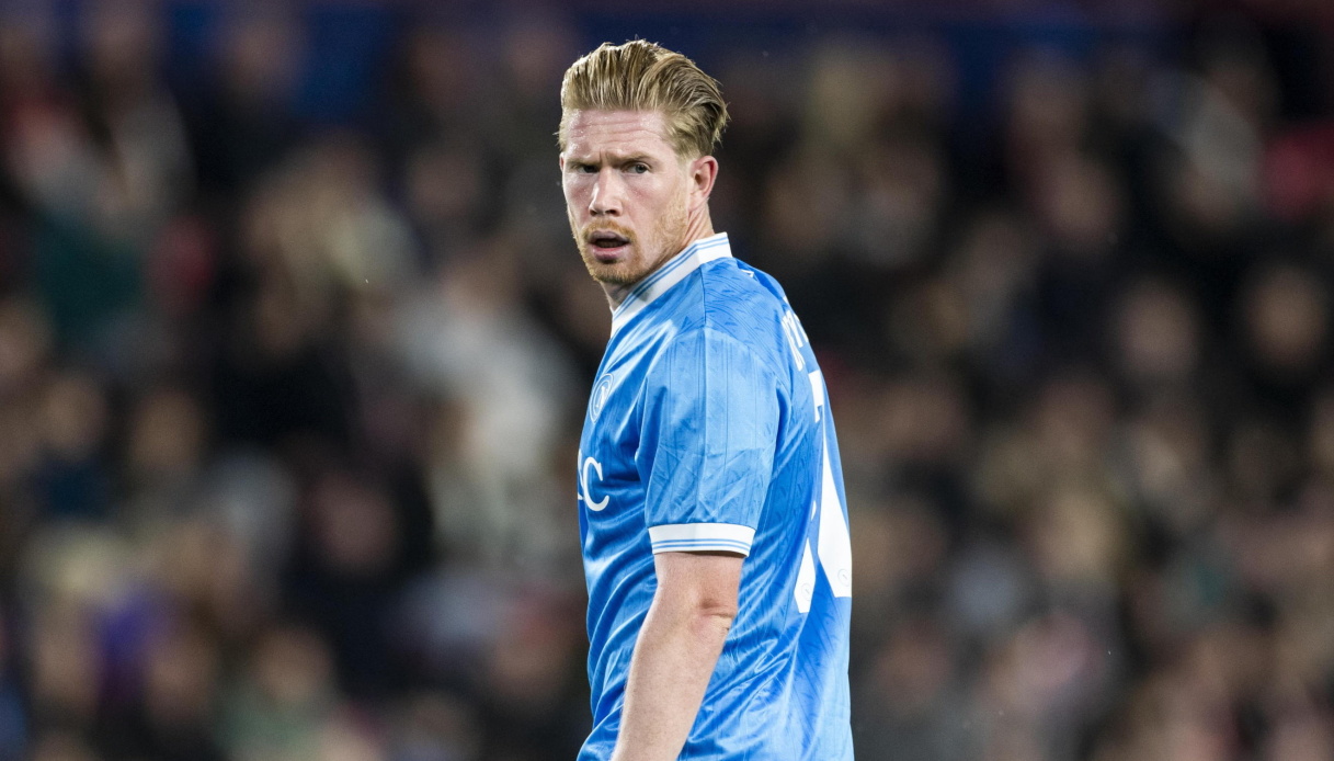 https://wips.plug.it/cips/sport.virgilio.it/cms/2026/01/de-bruyne.jpg