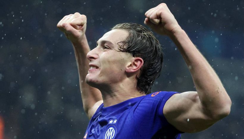 Inter, follie per Pio Esposito: rifiutata offerta choc. Ma il paragone di Iacchetti scatena il web: "Come Van Basten"