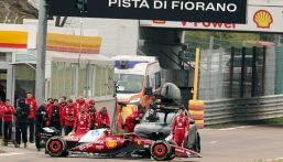 Ferrari SF26 day, tutto pronto a Fiorano: la scelta per Barcellona, Mara Sangiorgio punge e Mercedes accende il mostro
