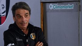 Capuano esonerato, con il Giugliano finisce malissimo: ennesimo flop del tecnico campano, numeri impietosi