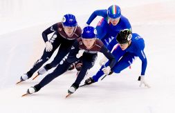Cos'è lo short track: a che velocità arrivano, come funziona una gara e caratteristiche della pista