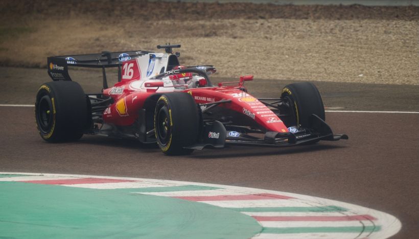 Test F1, la Ferrari macina chilometri, ma Red Bull chiude davanti. Leclerc ottimista: "Stiamo rispettando i piani"