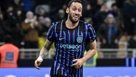 Inter, si riapre il caso Calhanoglu: la mossa del Galatasaray. E arriva un assist per Cancelo