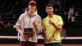 Sinner-Alcaraz, il paradosso montepremi: l’esibizione a Seoul vale come l’Australian Open, dove la cabala dice Carlos